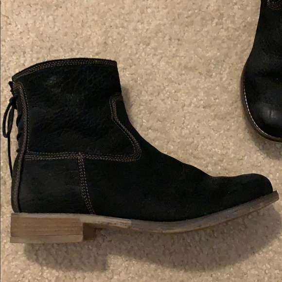 Worn once - Picture 2 of 3